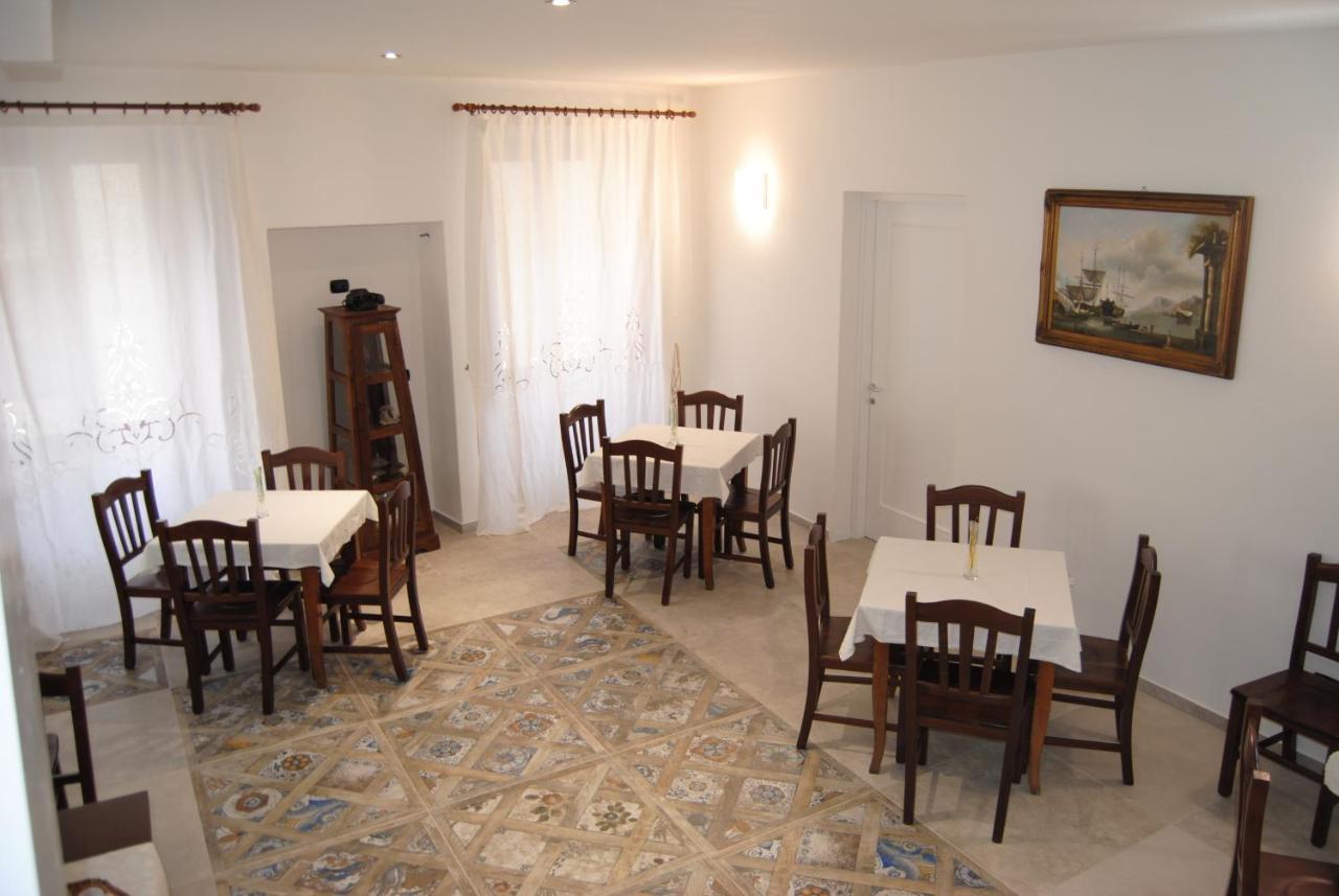 B & B Palazzo Maestro & Corte Maestro Rooms Gallipoli Eksteriør bilde